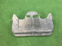แผ่นกันใต้เครื่อง 56410AE092 56410AE093 SUBARU LEGACY B4