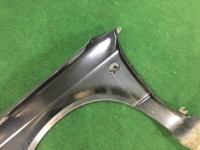 Guarda-lamas dianteiro direito SUBARU LEGACY B4 OEM 57120AE001 BE5 2001 Black 47A