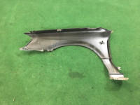 Guarda-lamas dianteiro direito SUBARU LEGACY B4 OEM 57120AE001 BE5 2001 Black 47A