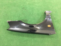 Guarda-lamas dianteiro direito SUBARU LEGACY B4 OEM 57120AE001 BE5 2001 Black 47A