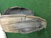 左前轮内衬 SUBARU LEGACY B4 OEM 59110AE010 BE5 2001 Black 47A
