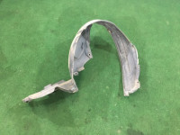 左前轮内衬 SUBARU LEGACY B4 OEM 59110AE010 BE5 2001 Black 47A