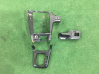 ชุดกรอบเครื่องเสียง SUBARU LEGACY B4 OEM 66060AE280 BE5 2001 Black 47A