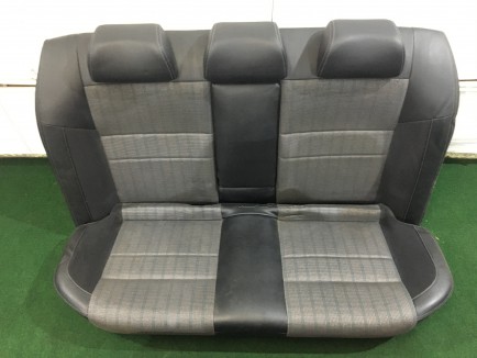 Conjunto de bancos SUBARU LEGACY B4 OEM 64010AE361ML 64010AE370ML 64230AE040ML 64230AE070ML BE5 2001 Black 47A