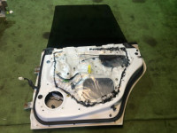 Дверь задняя правая SUBARU LEGACY OEM 60409AG0009P 60409AG0019P BP5 2004 white pearl 36J