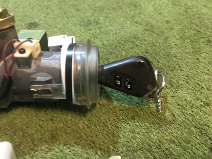 Ignition lock SUBARU LEGACY OEM 57491AG091 BP5 2004 white pearl 36J