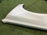 Aleta delantera izquierda SUBARU LEGACY OEM 57110AG0109P BP5 2004 white pearl 36J