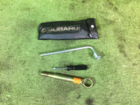 Conjunto de ferramentas 97010AG000 SUBARU LEGACY