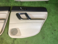 Обшивка дверей SUBARU LEGACY OEM 94279AG180WA 94279AG181WA 94279AG190WA 94239AG700WA 94239AG710WA BP5 2004 white pearl 36J