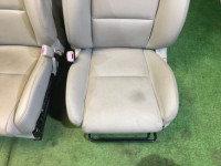 Conjunto de bancos SUBARU LEGACY OEM 64011AG861WA 64011AG871WA 64221AG130WA 64221AG131WA BP5 2004 white pearl 36J