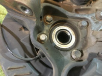 ดุมล้อหน้า SUBARU LEGACY OEM 26300SA000 26300SA001 26292AE160 26292AE170 BP5 2004 EJ204