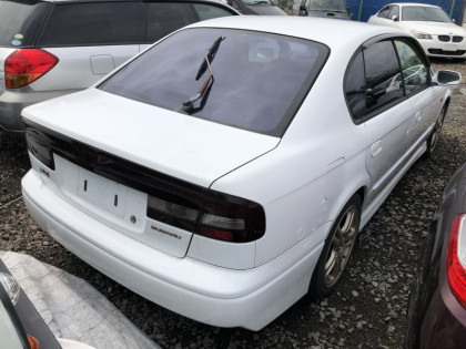 SUBARU LEGACY BE5 2000