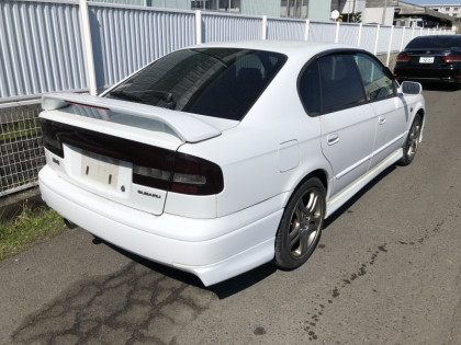SUBARU LEGACY BE5 2000