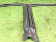Junta de puerta derecha SUBARU LEGACY B4 OEM 63521AE000 BE5 2001 black 47А