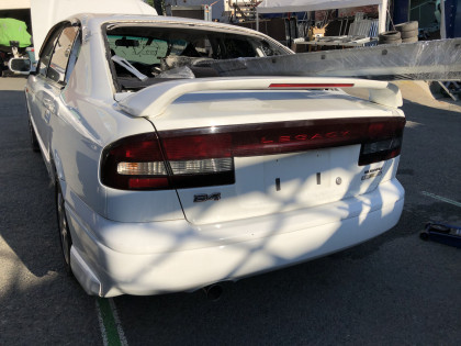 SUBARU LEGACY BE5 2001