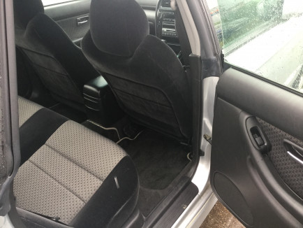 SUBARU LEGACY B4 BE9 2001
