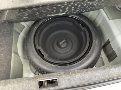 SUBARU LEGACY BE9 2001