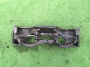 Travesaño delantero 20101AE023, 20101AE022 SUBARU LEGACY B4
