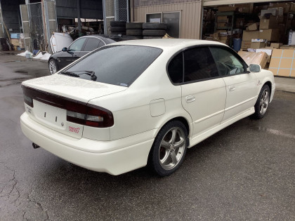 SUBARU LEGACY BEE 2002
