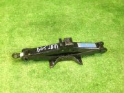 Jack SUBARU LEGACY OEM 97030FA070 BG5 1997