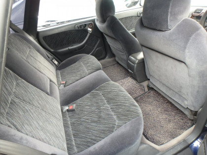 SUBARU LEGACY BG9 1996