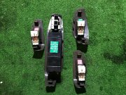 车窗控制模块 SUBARU LANCASTER OEM 83071AE000, 83071AE001, 83071AE040 BH9 1998 EJ254