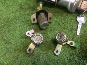 Комплект замков SUBARU LANCASTER OEM 57491AE000, 57491AE001 BH9 1998 green 8K4