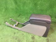 ช่องเก็บของและที่วางแขน SUBARU LANCASTER OEM 92111AE010AD BH9 1998 green 8K4