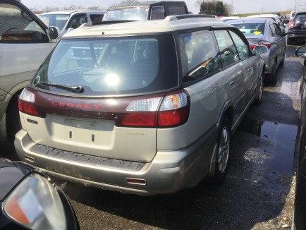 SUBARU LANCASTER BH9 1998