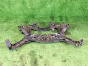 Travesaño задняя 28421AE060, 28421AE061 SUBARU LANCASTER