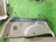 Tapizado del maletero SUBARU LANCASTER OEM 95066AE020GG, 95065AE020GG, 95067AE050GG, 95067AE040GG BH9 1999 beige 8L5