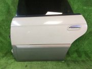 Дверь задняя левая SUBARU LANCASTER OEM 60400AE270, 60400AE190 BH9 1999 beige 8L5