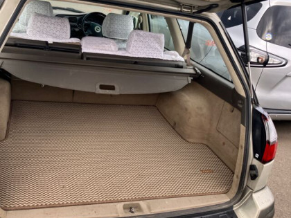 SUBARU LANCASTER BH9 2000