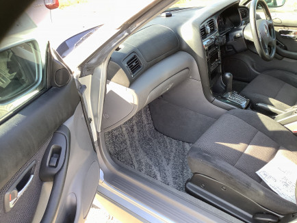 SUBARU LANCASTER BH9 2001