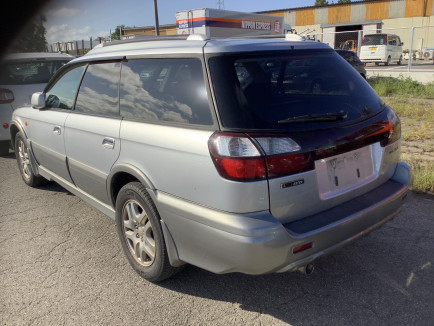 SUBARU LANCASTER BH9 2001