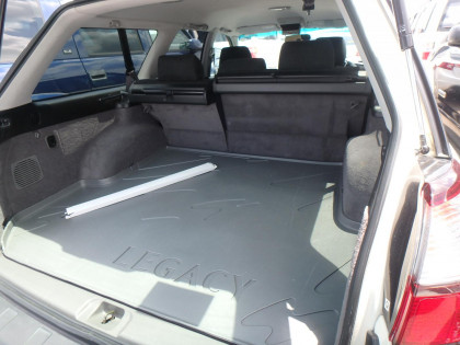 SUBARU LANCASTER BH9 2001