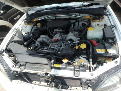 SUBARU LANCASTER BH9 2001