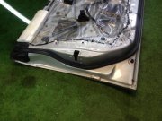 Porta dianteira esquerda SUBARU LANCASTER OEM 60009AE050, 60009AE070, 61011AE030 BH9 2002 серый 1U2