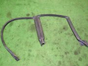 Borracha da porta esquerda SUBARU LANCASTER OEM 63521AE030 BHE 2000 silver 9G9