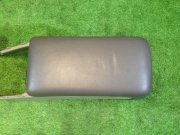 手套箱与扶手 SUBARU LANCASTER OEM 92111AE010AD, 92115AE000DG BH9 2000 silver 9G9