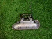 Manilla de la puerta trasera derecha SUBARU LANCASTER OEM 61021AE120SJ BH9 2000 silver 9G9