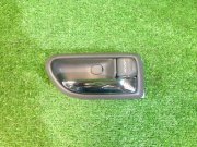 Puxador da porta traseira direita 61051AE000DG SUBARU LANCASTER