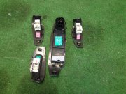 车窗控制模块 SUBARU LANCASTER OEM 83071AE060, 83071AE040 BH9 2000 EZ30