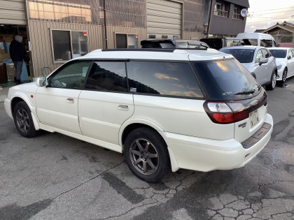 SUBARU LANCASTER BHE 2001