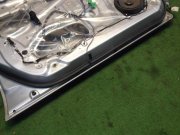 左前门 SUBARU LANCASTER OEM 60009AE050, 60009AE070, 61011AE030 BHE 2002 silver 1U2