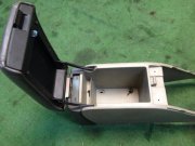 Porta-luvas e apoio de braço SUBARU LANCASTER OEM 92111AE010AD, 92115AE000DG BHE 2002 silver 1U2