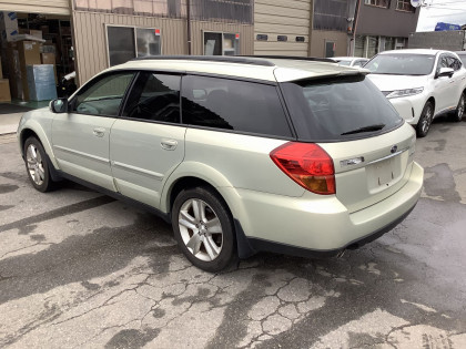SUBARU OUTBACK BPE 2004