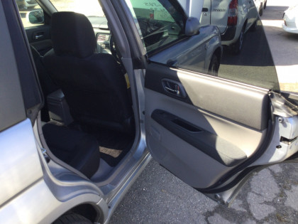 SUBARU FORESTER SG5 2002