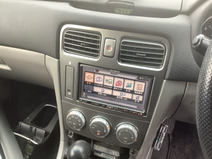 SUBARU FORESTER SG5 2004