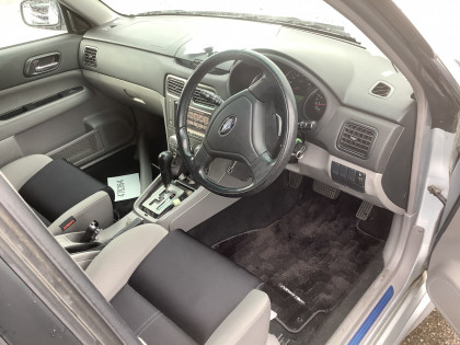 SUBARU FORESTER SG5 2004